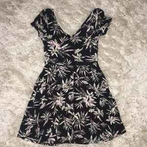 Leafy Patterned Dress
